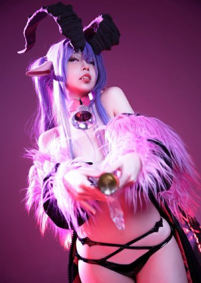 丰满女邻居做爰bd图片