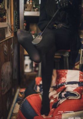 隔壁邻居在线播放
