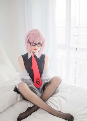 善良的女邻居在线